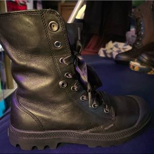 Palladium Womens leather boots